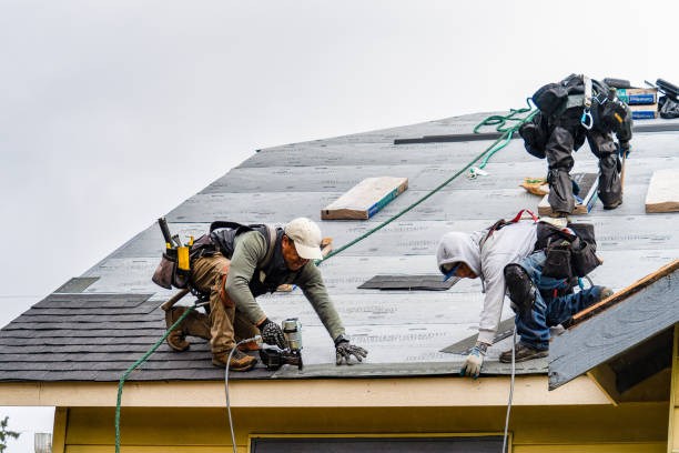 Professional Roofing technician working in Bloomsbury, NJ